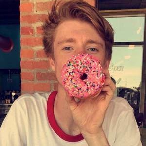 Meet your Posher, Jonah